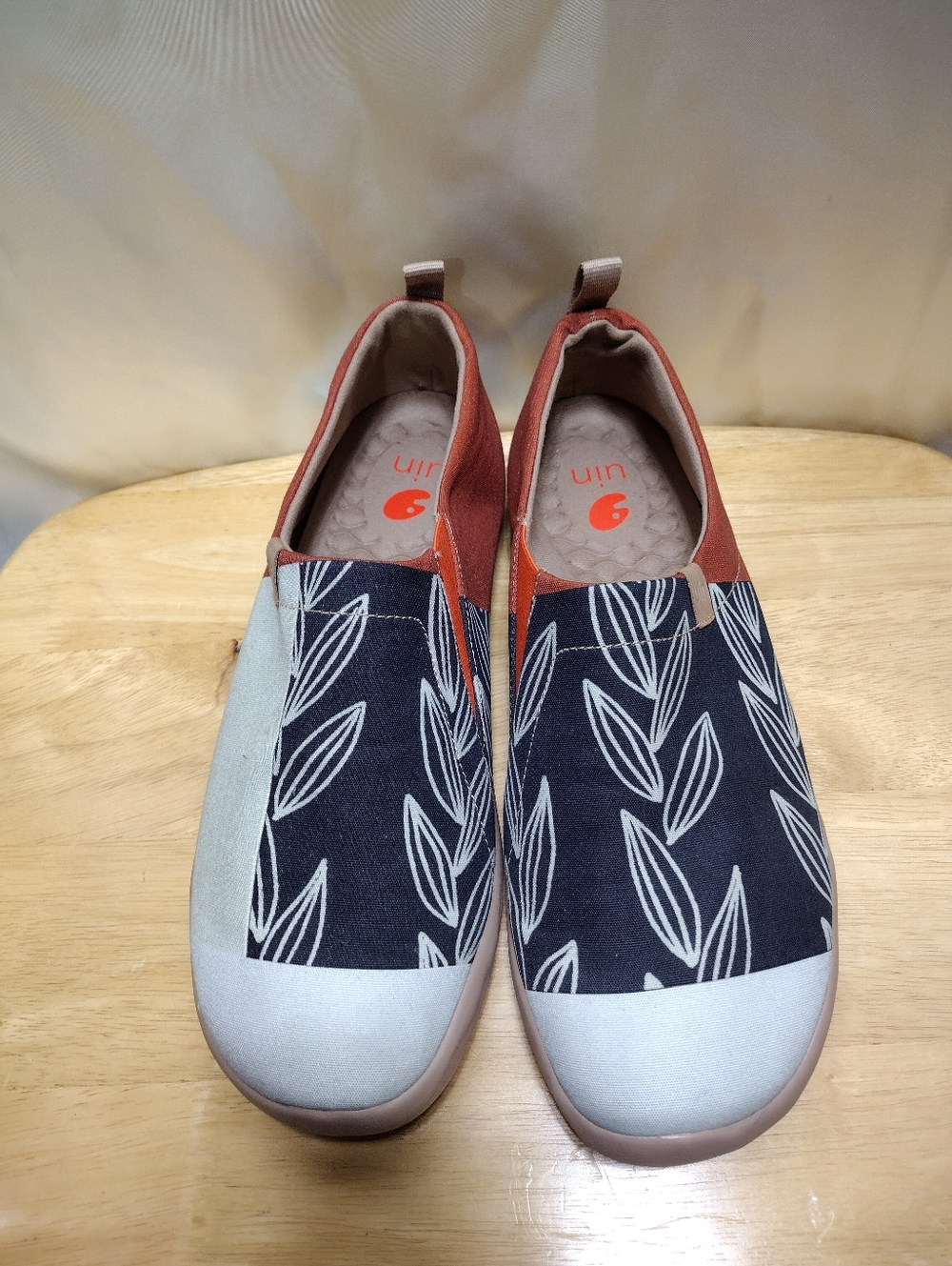 Men's Size 12 UIN Slip On Travel Walking Shoes Canvas Comfortable Loafers
